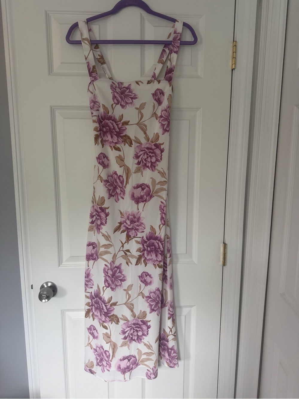 Abercrombie & Fitch White Maxi Dress with Mauve Floral Print
